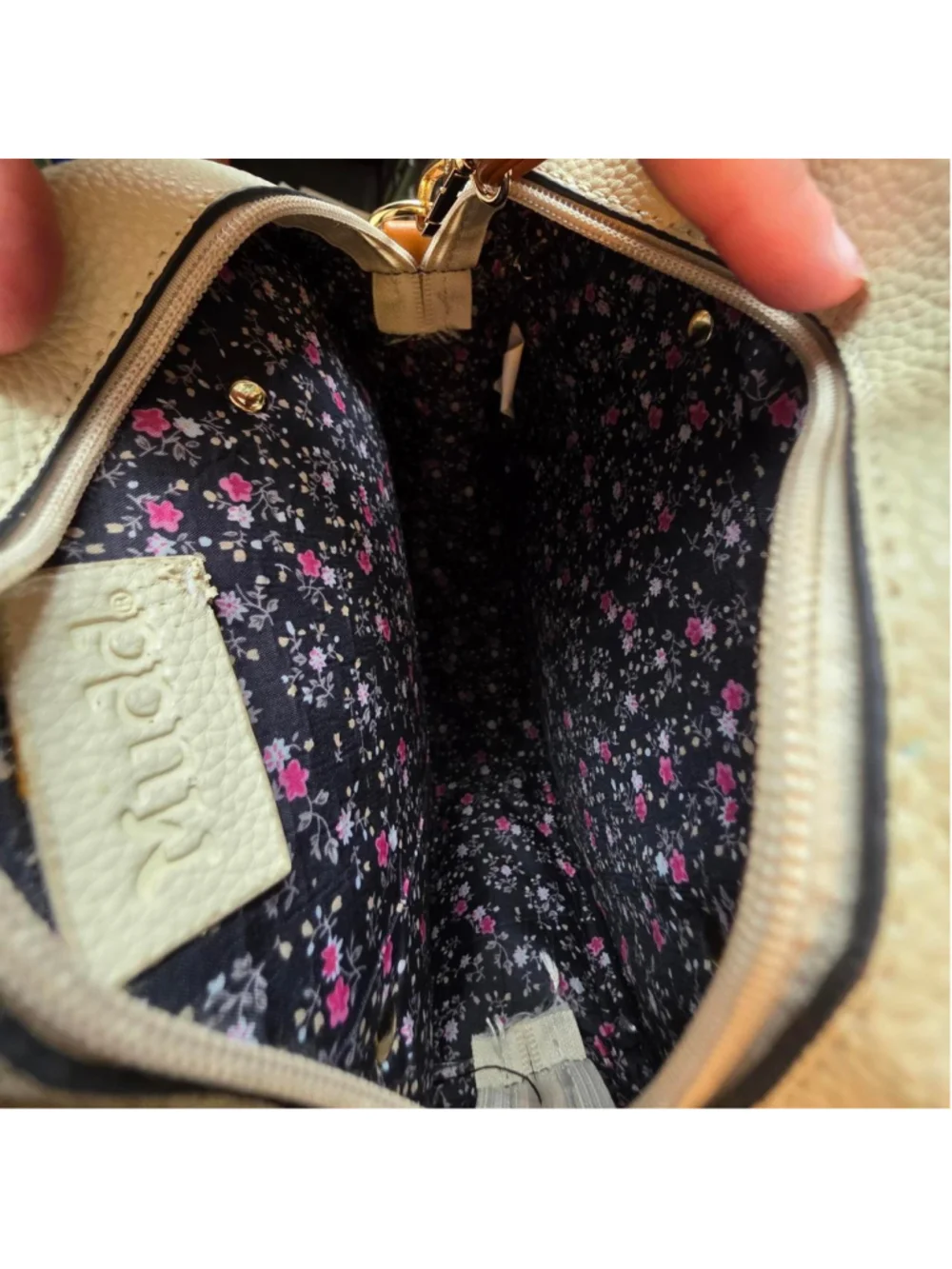 Mudd tan and cream crossbody bag like new #boho #festival ##classy #summer #shop
